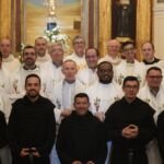 Cinque novizi professano i loro primi voti e abbracciano la vita religiosa come “specialisti nella carità”
