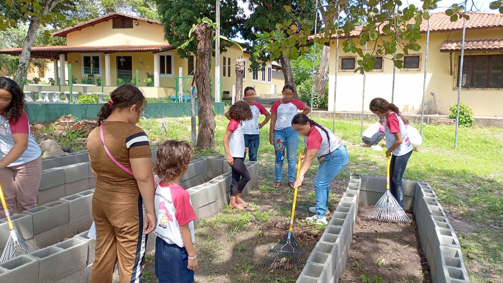 Huerta comunitaria. Hogar Santa Mónica. Agustinos Recoletos. Fortaleza, Brasil, 2026.