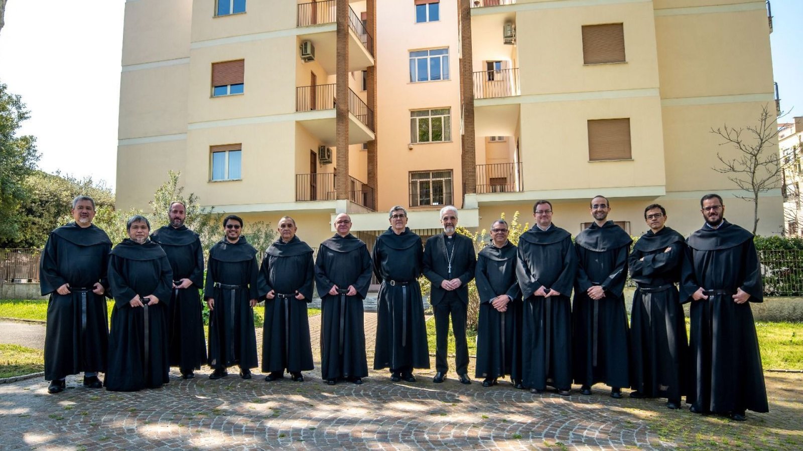 Superiores maiores com Mons. Luis Marín