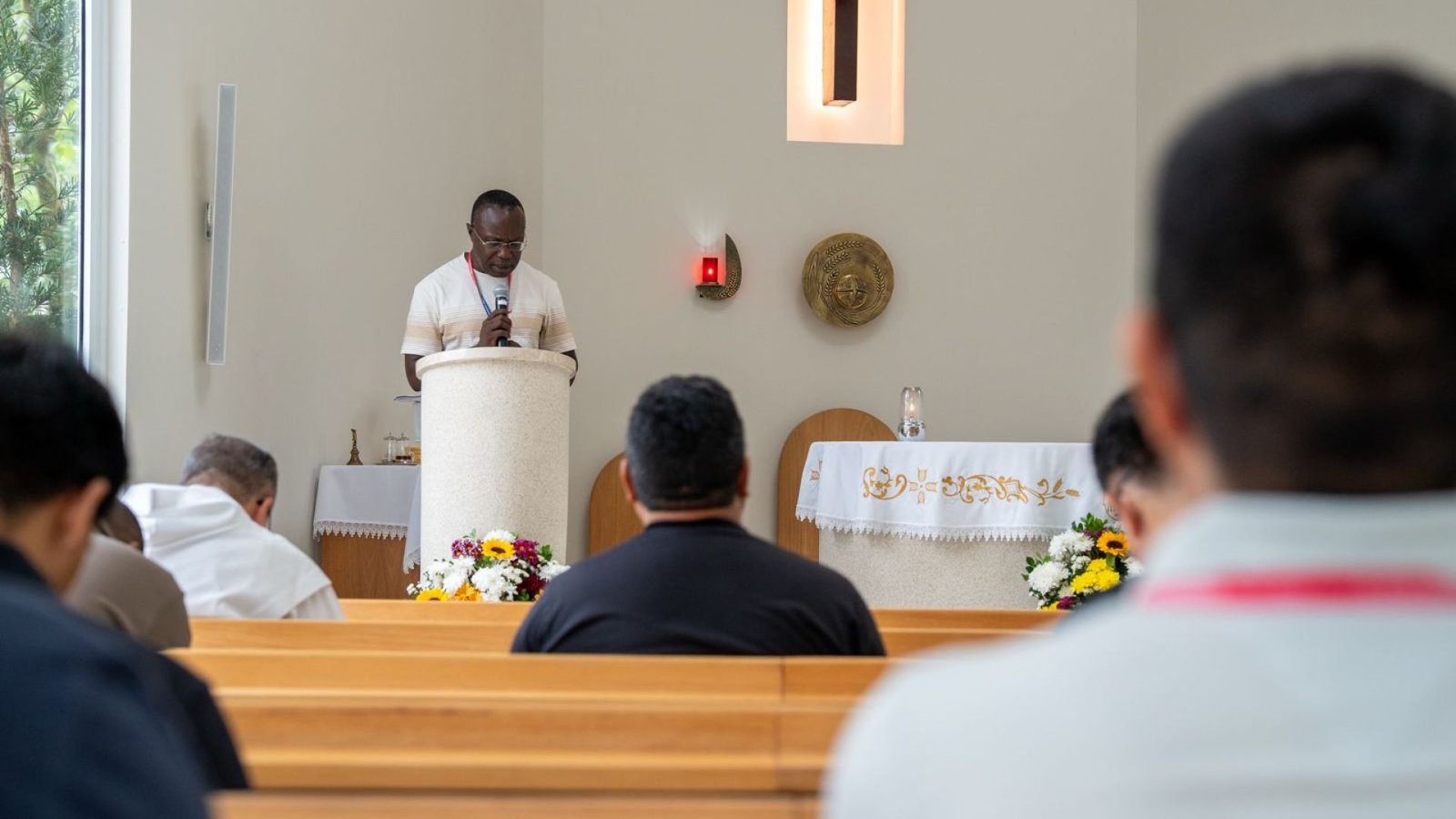 Joseph Shonibare abre «Ecos de la misión»: una vida al servicio de los demás